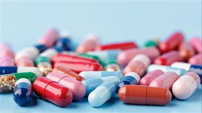 شعبة الأدوية: انفراجة كبيرة في توافر الأدوية منذ أكتوبر 2024.. وتحسن ملحوظ خلال 2025 - الخليج الان
