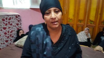 كان بيصرف على البيت كله.. والدة "طه" المقتول على يد جاره أثناء فضه مشاجرة في الشرقية : عايزة حق ابني - الخليج الان