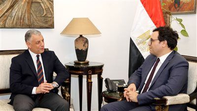 وزير الثقافة ومحافظ الإسماعيلية يبحثان ترتيبات احتفالية "كلثوميات" والدورة الـ25 لمهرجان الفنون الشعبية - الخليج الان