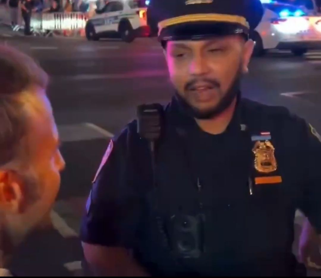 توبيخ دبلوماسي|الشرطة الأمريكية توقف موكب ماكرون بعد اعترافه بفلسطين.. ما القصة؟ - الخليج الان