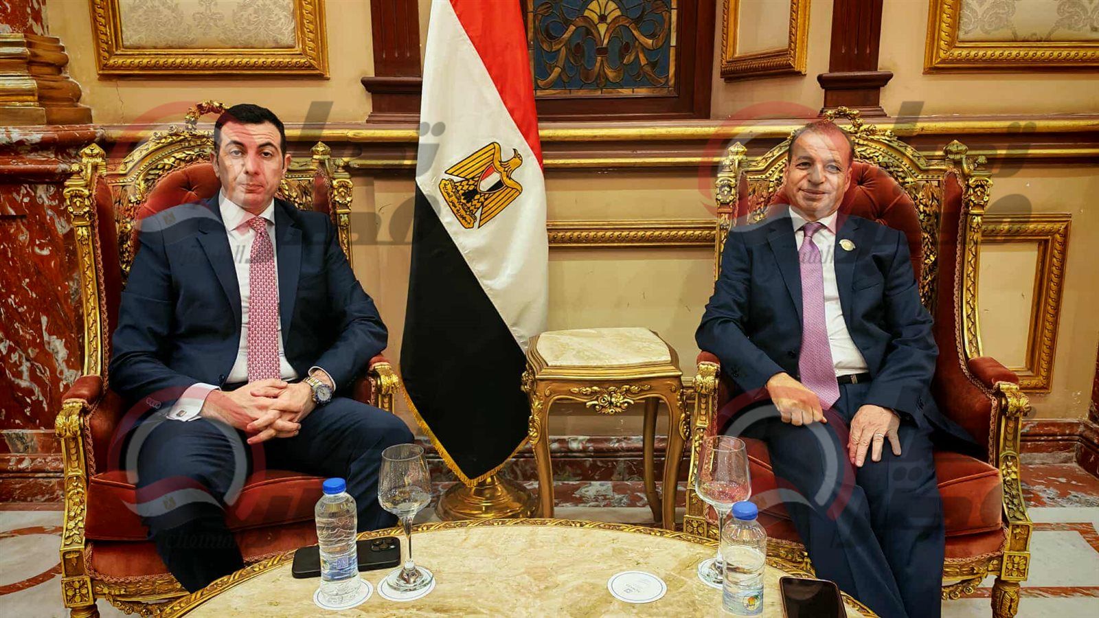 النائب أكمل فاروق يتسلم كارنية عضوية مجلس الشيوخ 2025..صور - الخليج الان