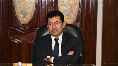 وزير الشباب والرياضة يبحث مع شركة "مدن للتطوير العقاري" سبل التعاون في الاستثمار الرياضي - الخليج الان