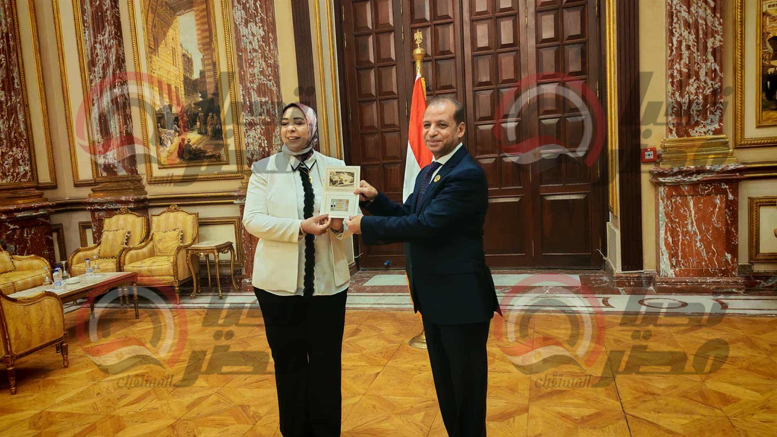 نائبة الجبهة الوطنية وفاء رشاد تتسلم كارنيه عضوية مجلس الشيوخ 2025..صور - الخليج الان