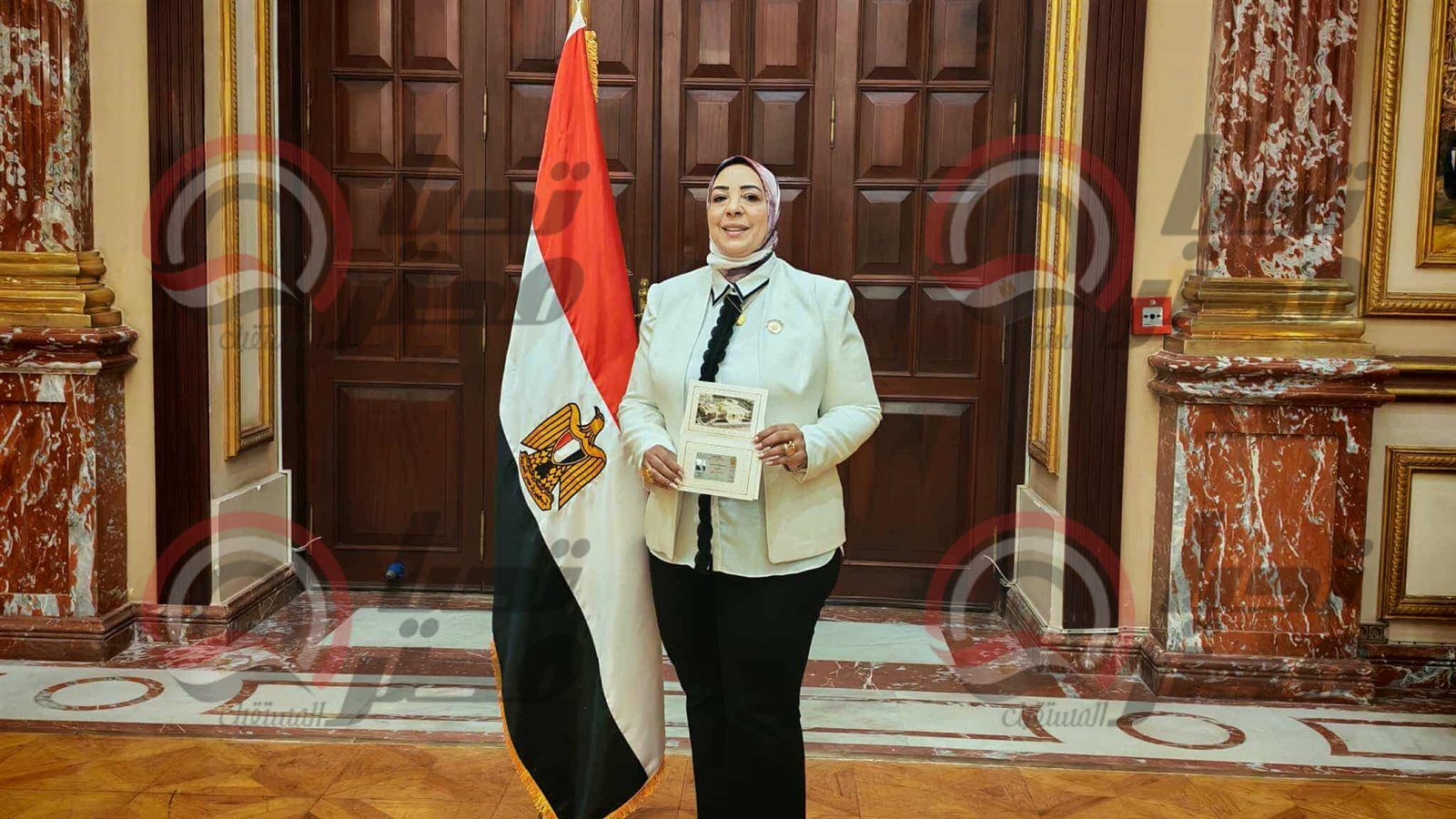 نائبة الجبهة الوطنية وفاء رشاد تتسلم كارنيه عضوية مجلس الشيوخ 2025..صور - الخليج الان