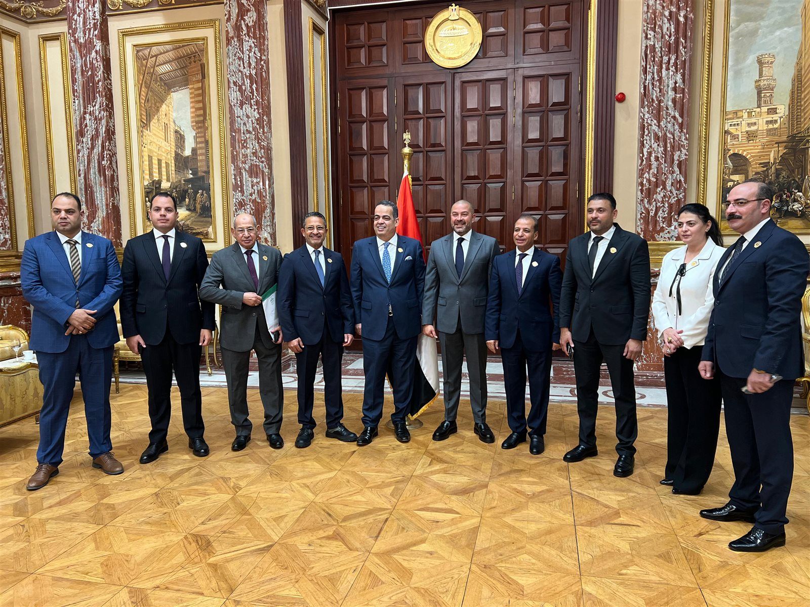 احتفاء خاص بالنائب أحمد دياب أثناء استلامه كارنيه عضوية مجلس الشيوخ 2025 ..صور - الخليج الان