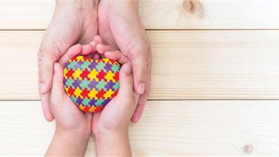 هل الباراسيتامول يصيب الأطفال بالتوحد .. مستشار وزير الصحة يعلن مفاجأة - الخليج الان