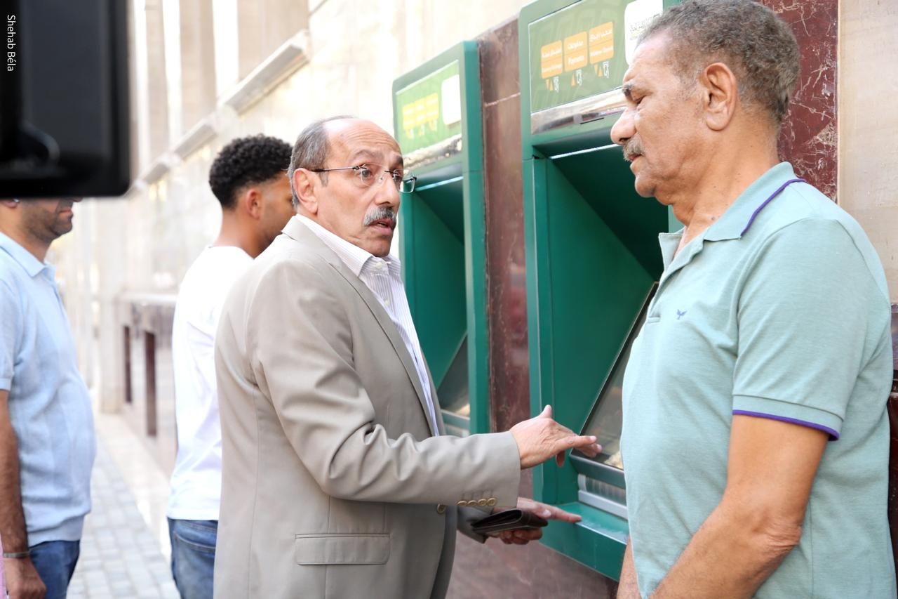 يناقش قضية النصب الإلكتروني.. صور جديدة من كواليس مسلسل لينك لـ رانيا يوسف - الخليج الان