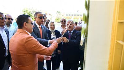 بالتعاون مع مؤسسة "صناع الخير".. محافظ الفيوم يفتتح أعمال تطوير مبنى الإقامة بمدرسة الصم وضعاف السمع للبنين بدمو - الخليج الان
