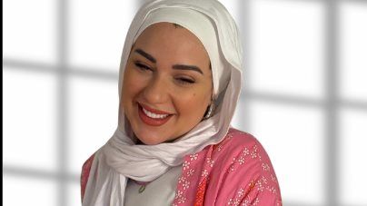 أسما شريف منير بعد ارتدائها الحجاب: جوزي بقى يدلعني أكتر وبنتي الوحيدة اللي كانت تعرف - الخليج الان