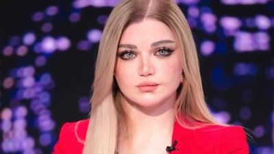 ياسمين الخطيب تدعم إيناس الدغيدي بعد زواجها.. وتعلق على طلاق مسلم: حياته بقت مشاع للناس - الخليج الان