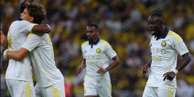 النصر يضرب الاتحاد بثنائية نظيفة