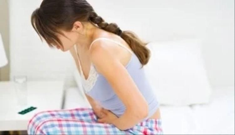 تسمم غذائي أم زايدة.. اعرف الفروق بين الأعراض