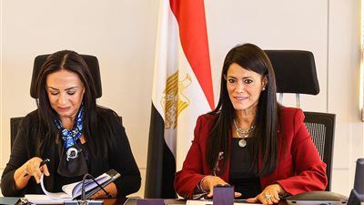 وزيرة التخطيط تبحث مع وزيرة التضامن الخطة الاستثمارية للوزارة.. واستراتيجية التضامن ضمن السردية الوطنية - الخليج الان