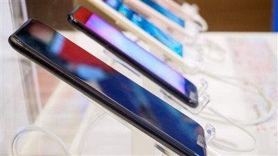 إعفاء الهواتف المستوردة من الجمارك.. حقيقة أم لتهدئة الأسواق؟ - الخليج الان