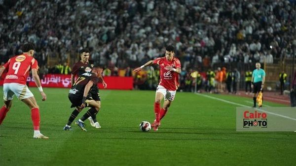 صفارة إسبانية.. اتحاد الكرة يُعلن طاقم حكام القمة بين الأهلي والزمالك