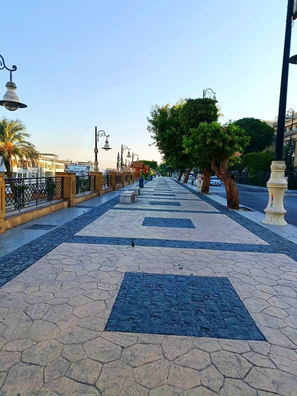 قد تكون صورة ‏‏شارع‏ و‏طريق‏‏