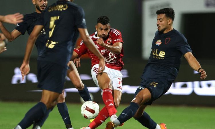 بين العقوبة ولفت النظر.. غضب في الأهلي من تريزيجيه رغم تسجيله أمام الزمالك (خاص)