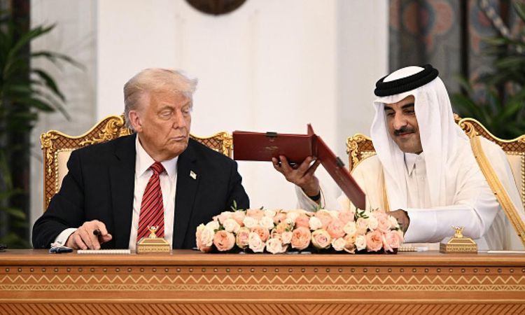 صحيفة جيروزالِم بوست: ترامب وقّع أمرًا يعتبر أي هجوم على قطر تهديدًا أمنياً على امريكا