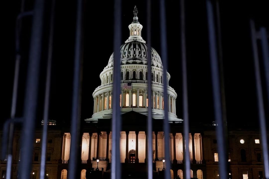 «شلل اقتصادي يضرب الولايات المتحدة».. ماذا يعني الإغلاق الحكومي في أمريكا؟ - الخليج الان