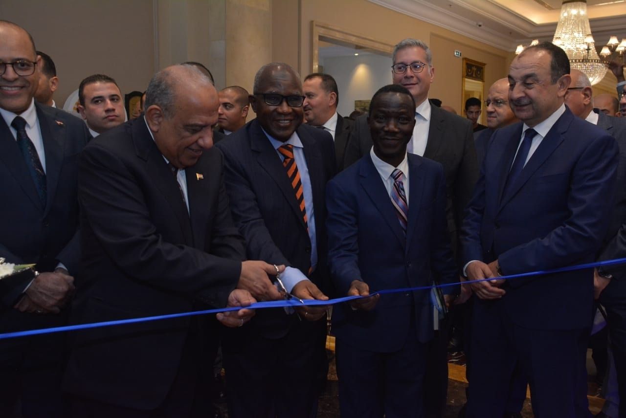 مصر تدعم التحول الطاقي بتوطين صناعة المهمات الكهربائية خلال مؤتمر APUA 2025 - الخليج الان