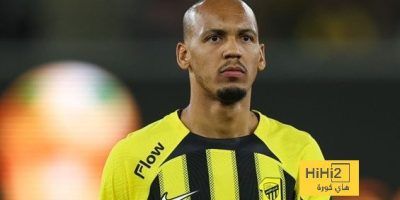 فابينيو يسطع بأداء مميز في مباراة الاتحاد وشباب الأهلي