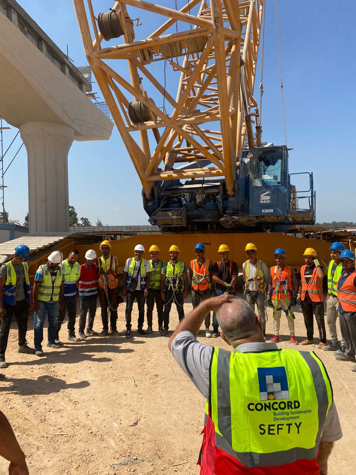 العمل: حملات تفتيش على المواقع الإنشائية لمتابعة تطبيق معايير السلامة المهنية بالإسكندرية - الخليج الان