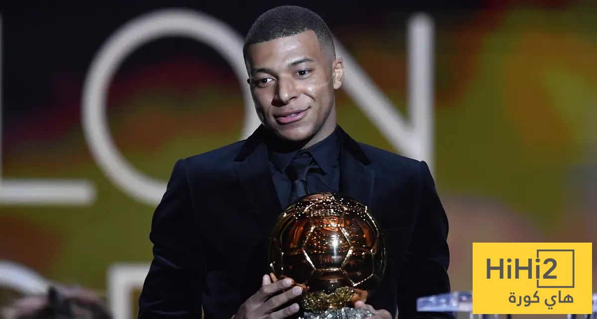 مبابي سيتوج بالكرة الذهبية 2026!