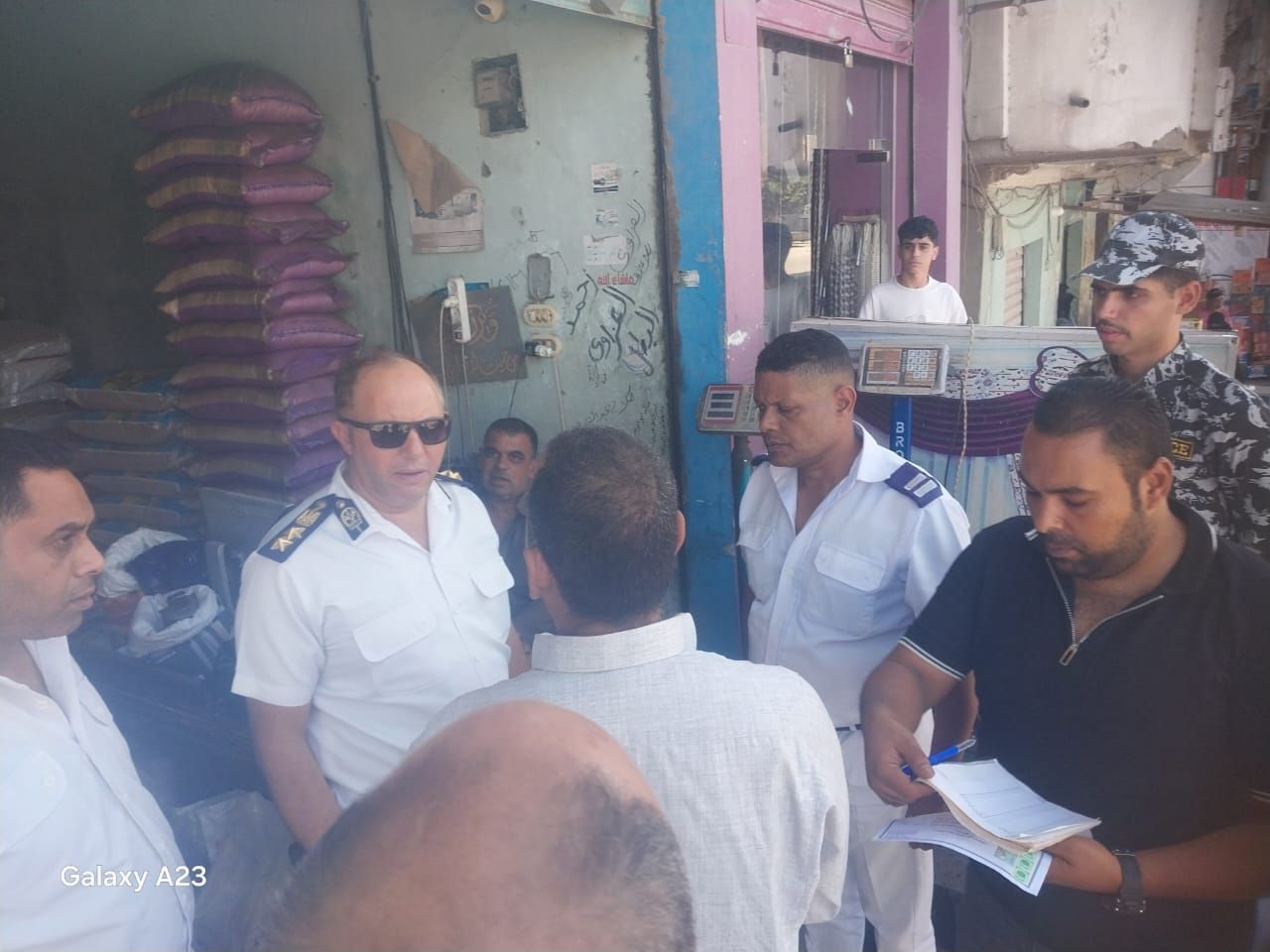 الزراعة تواصل حملات مكافحة غش الأعلاف وتضبط 73 طنًا مجهولة المصدر بـ4 محافظات - الخليج الان