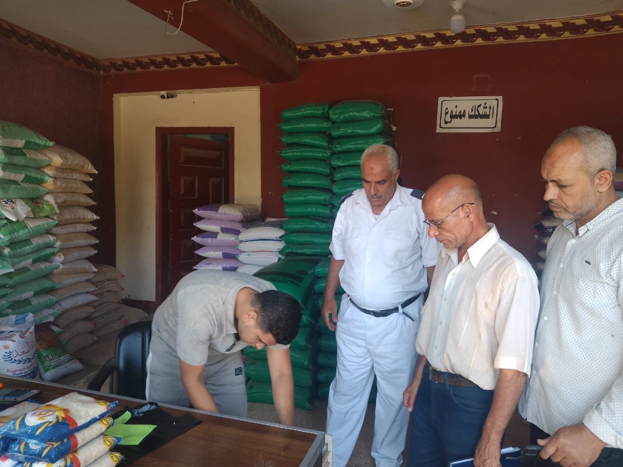 الزراعة تواصل حملات مكافحة غش الأعلاف وتضبط 73 طنًا مجهولة المصدر بـ4 محافظات - الخليج الان