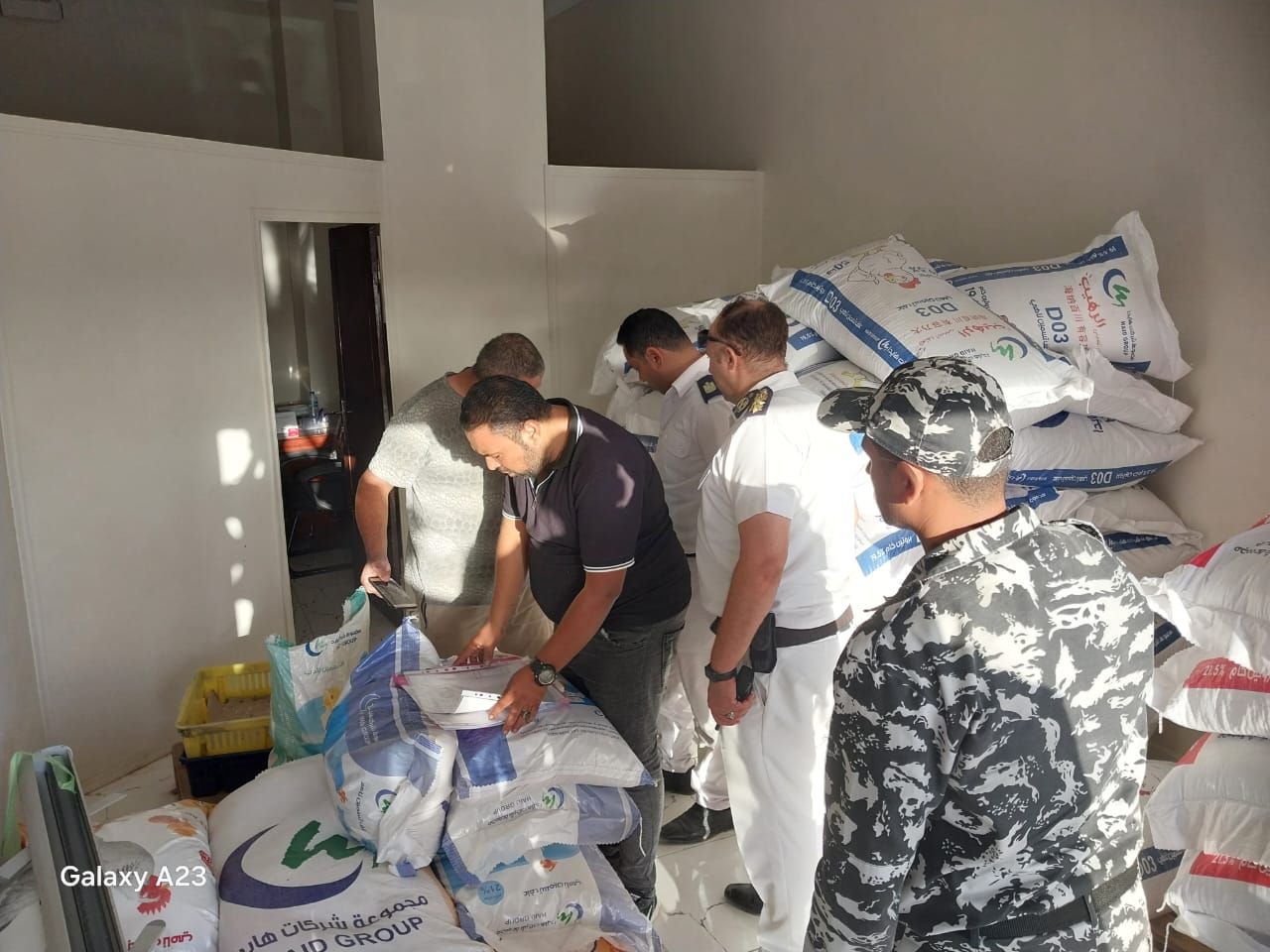 الزراعة تواصل حملات مكافحة غش الأعلاف وتضبط 73 طنًا مجهولة المصدر بـ4 محافظات - الخليج الان