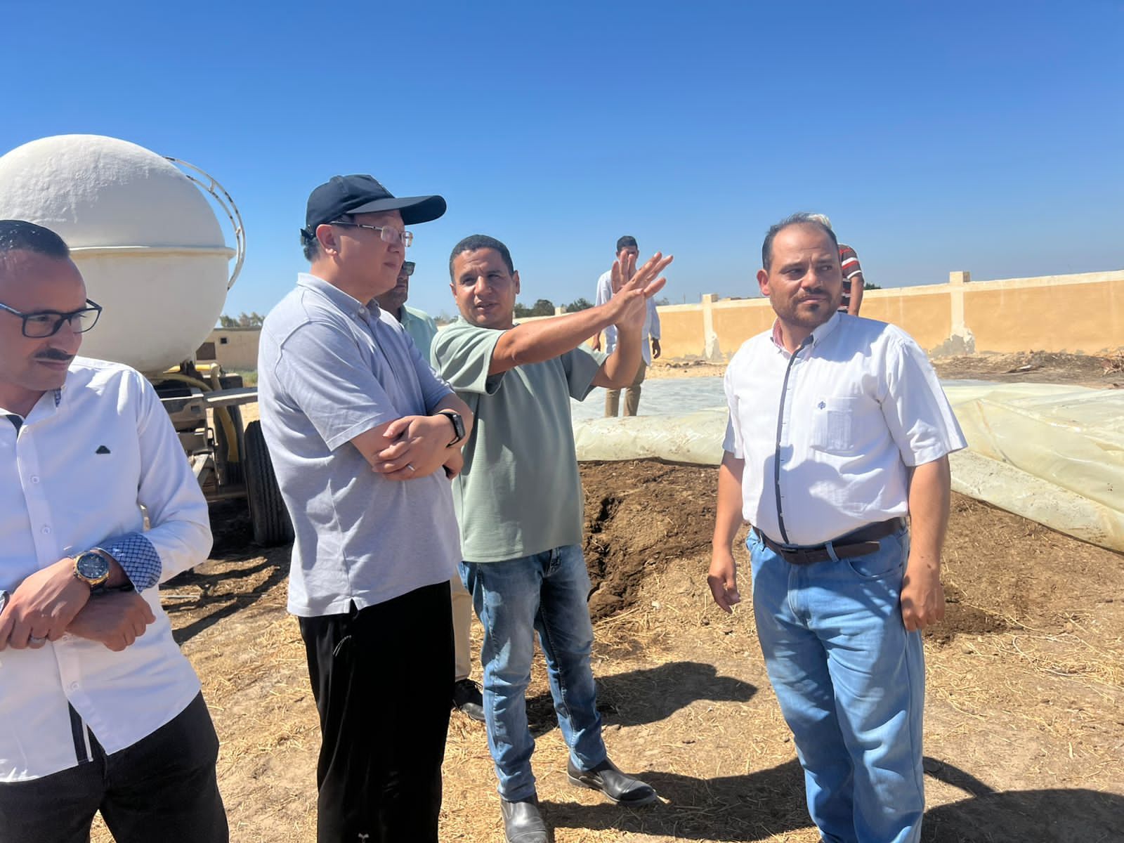 بحوث الصحراء يستقبل وفدًا صينيًا بجنوب سيناء لتعزيز التعاون العلمي في إدارة البيئات الصحراوية - الخليج الان