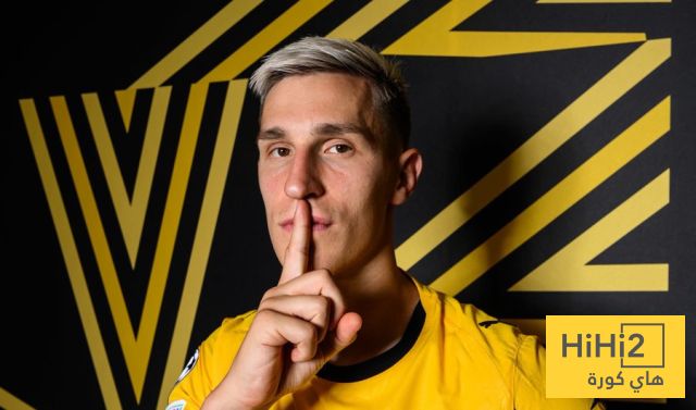 شلوتربيك متردد في تجديد عقده مع دورتموند