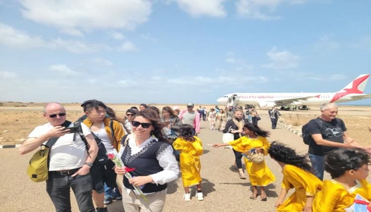 تدشين الموسم السياحي الجديد في سقطرى..صور