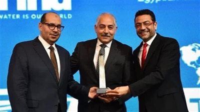 بعد قراره بعدم خوض انتخابات الأهلي.. هشام العامري يشيد بدعم ياسر إدريس - الخليج الان