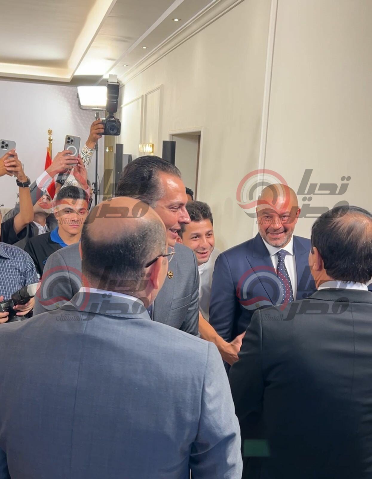 النائب أحمد دياب الأمين العام المساعد بحزب مستقبل وطن يشارك النائب أحمد عبد الجواد في استقبال المشاركين في القائمة الوطنية لانتخابات النواب 2026..صور - الخليج الان