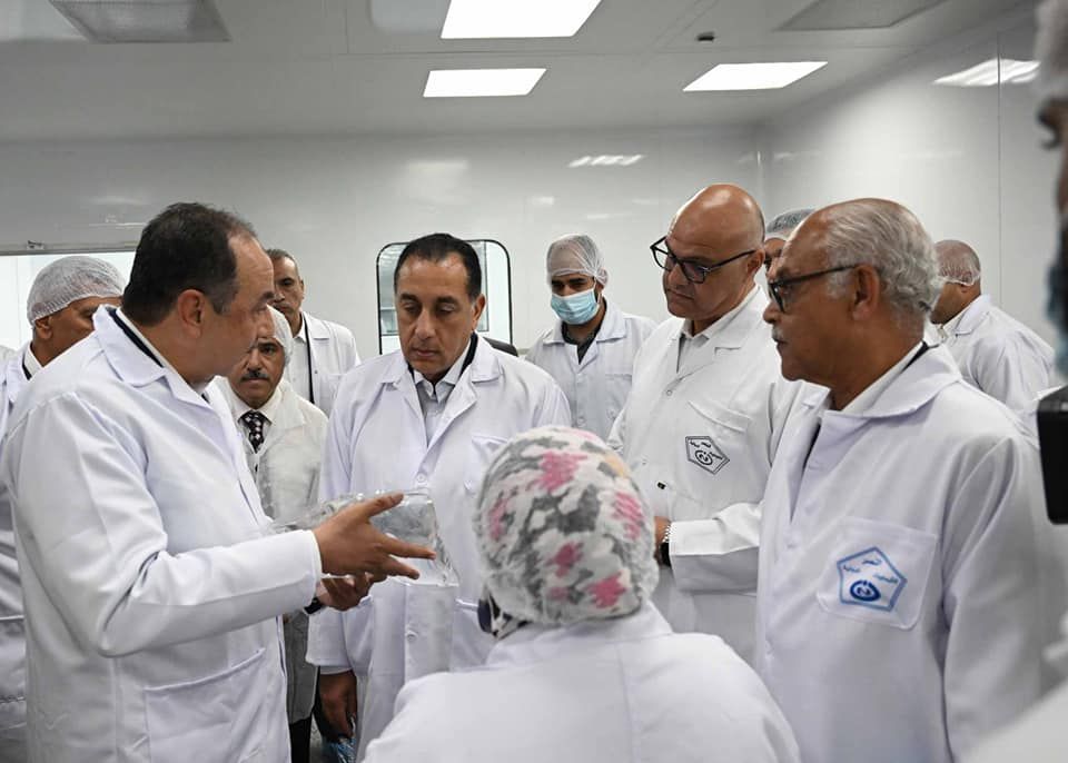 رئيس الوزراء يتفقد مصانع الأدوية المتطورة بشركة النصر للكيماويات الدوائية بالقليوبية - الخليج الان