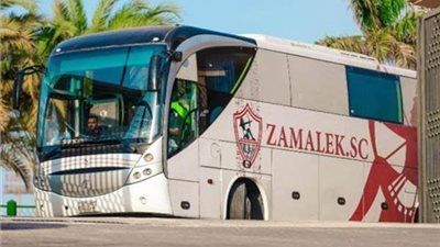 حافلة الزمالك تصل استاد هيئة قناة السويس استعدادًا لمواجهة غزل المحلة - الخليج الان