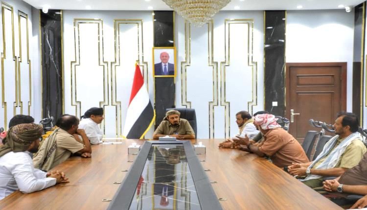 محافظ حضرموت يبحث سُبل تنظيم عملية الاصطياد والحفاظ على الثروة السمكية