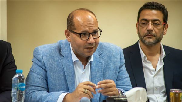 بعد قراره بعدم خوض انتخابات الأهلي.. هشام العامري يشيد بدعم ياسر إدريس - الخليج الان