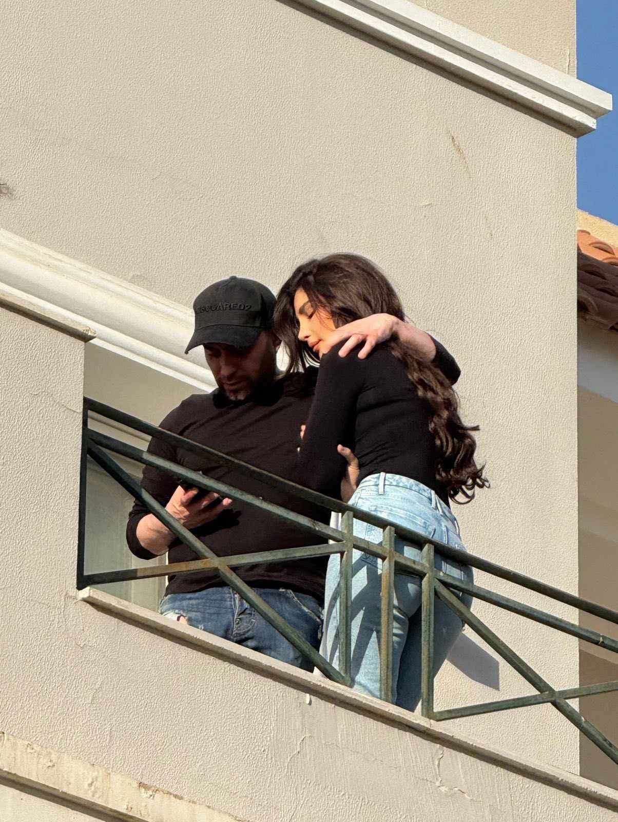 بعد أنباء ارتباطهما.. شيراز اللبنانية تلغي متابعة حسام حبيب على انستجرام - الخليج الان