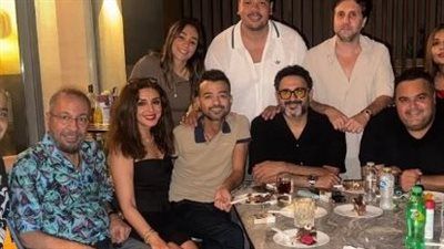 منهم محمد محي وأكرم حسني وهشام ماجد.. أنغام رفقة نجوم الفن في أحدث ظهور - الخليج الان