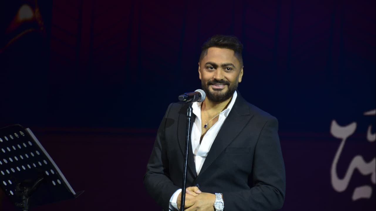 نقابة المهن التمثيلية تشكر تامر حسني على دعمه لمهرجانها: أضفى لمسة فنية راقية - الخليج الان