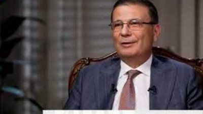 وزير الزراعة: ننتج 10 مليون طن قمح ونملك خطة لتحقيق الاكتفاء الذاتي من رغيف الخبز المدعم - الخليج الان