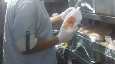 حملة تفتيشية مكثفة على منشآت سياحية بالغردقة للتأكد من الالتزام بالاشتراطات والمعايير السياحية - الخليج الان