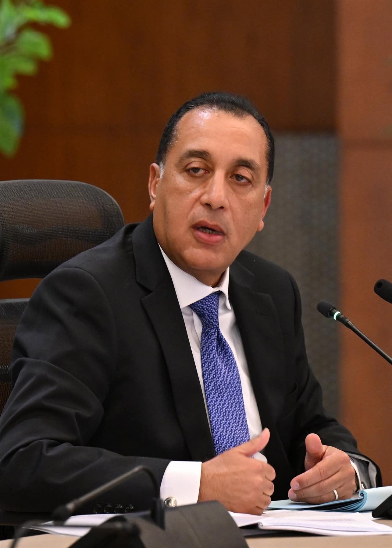 رئيس الوزراء يصدر قراراً بتشكيل اللجنة الرئيسية لتطوير الإعلام المصري - الخليج الان