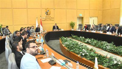 دعم المطورين العقاريين.. وزير الإسكان يلتزم ببيئة استثمارية محفزة وآمنة للقطاع العقاري - الخليج الان