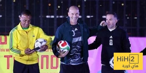 اديداس تستعين بأساطير لتقديم كرة مونديال 2026