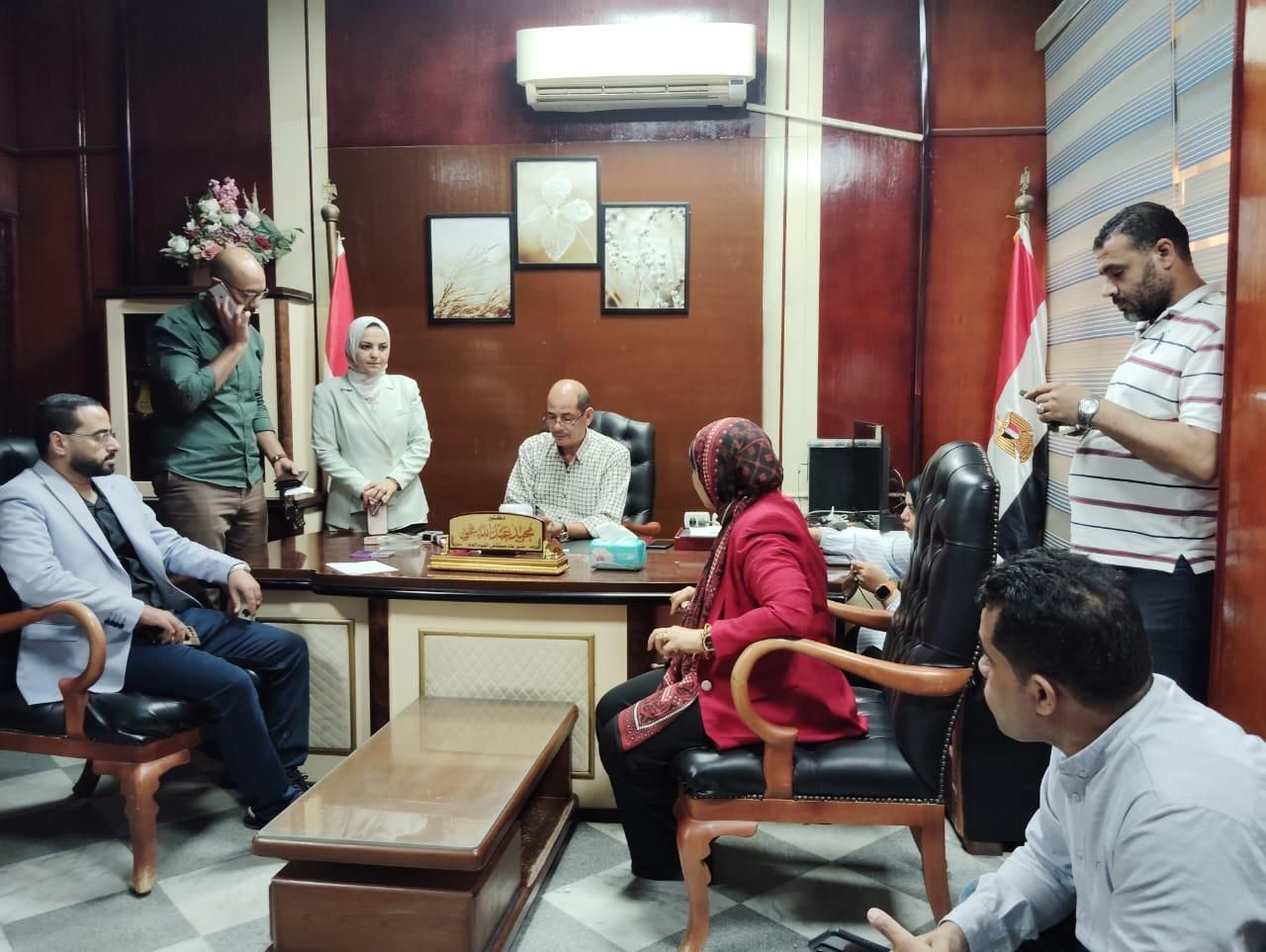 وكيلة وزارة الصحة بالفيوم تتفقد لجان الكشف الطبي على مرشحي مجلس النواب - الخليج الان