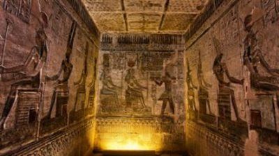 المجلس الأعلى للأثار: اللوحة التي تم سرقتها من سقارة تعتبر أرث كبير - الخليج الان