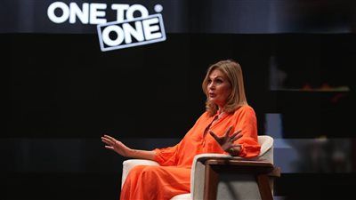 لأول مرة بالشرق الأوسط.. إطلاق برنامج وان تو وان بالذكاء الاصطناعي ويسرا أبرز الضيوف - الخليج الان